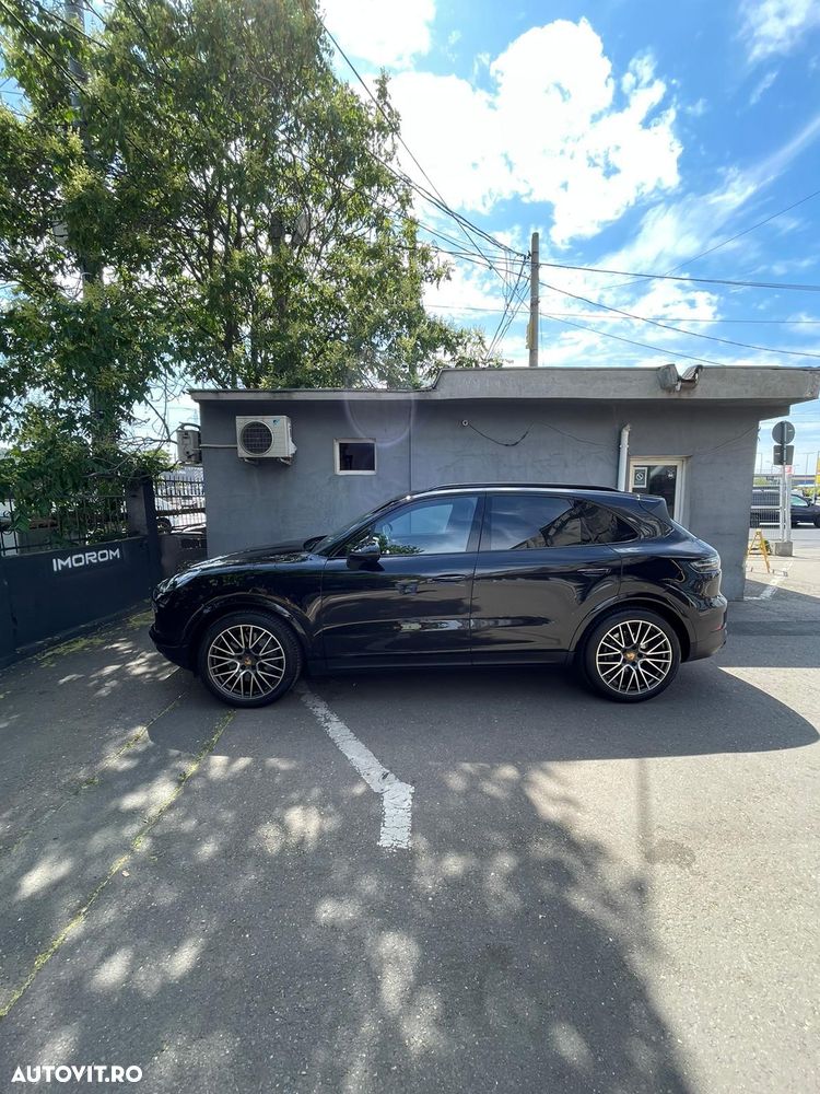 Porsche Cayenne S - 7