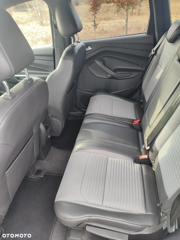 Ford Escape - 10