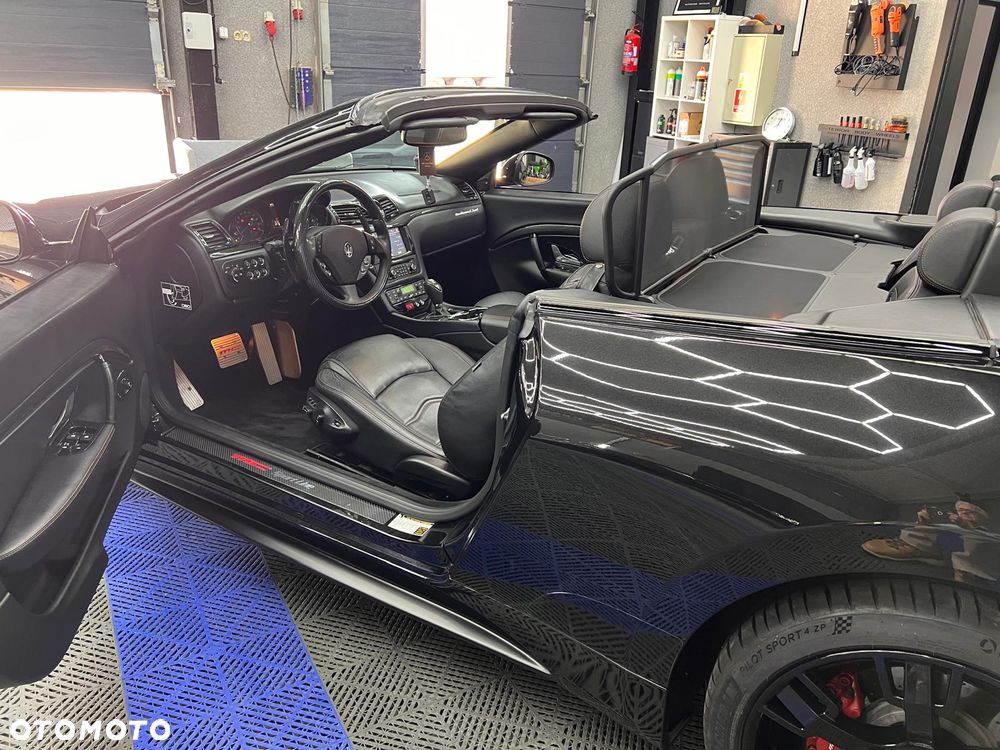Maserati GranCabrio - 6