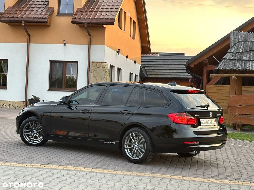 BMW Seria 3 320d xDrive DPF Edition Exclusive - 30