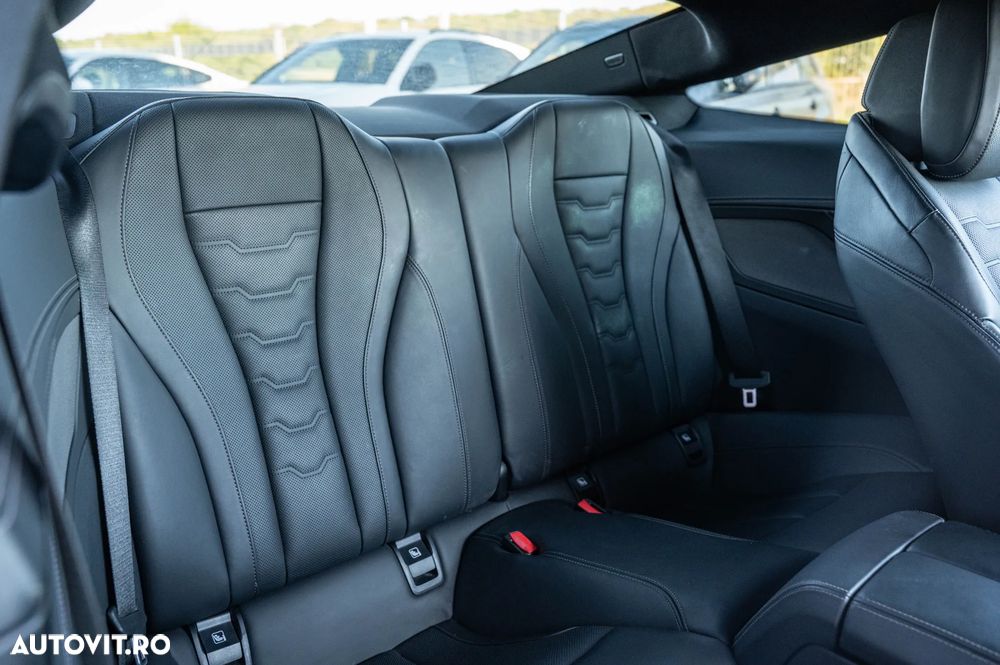 BMW M8 M850i xDrive - 7
