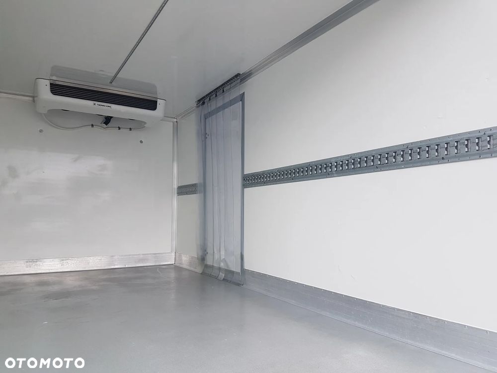 Renault MASTER 8EP CHŁODNIA MROŹNIA 4,24x2,13x2,05 IZOTERMA AGREGAT THERMO KING V-500 MAX GRZANIE KLIMA KRAJOWY - 26