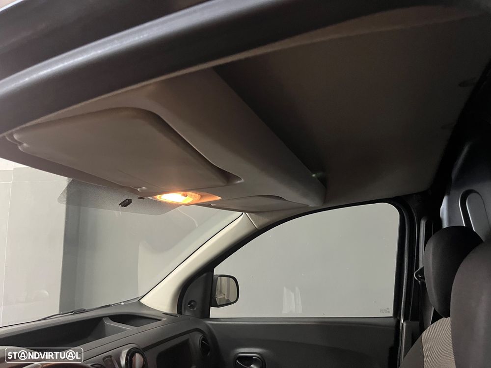 Dacia DOKKER VAN WORK EDITION DCI 75 - 40