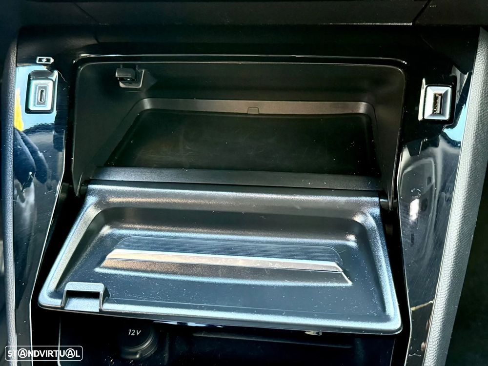 Peugeot 2008 PureTech 130 Allure Pack - 35