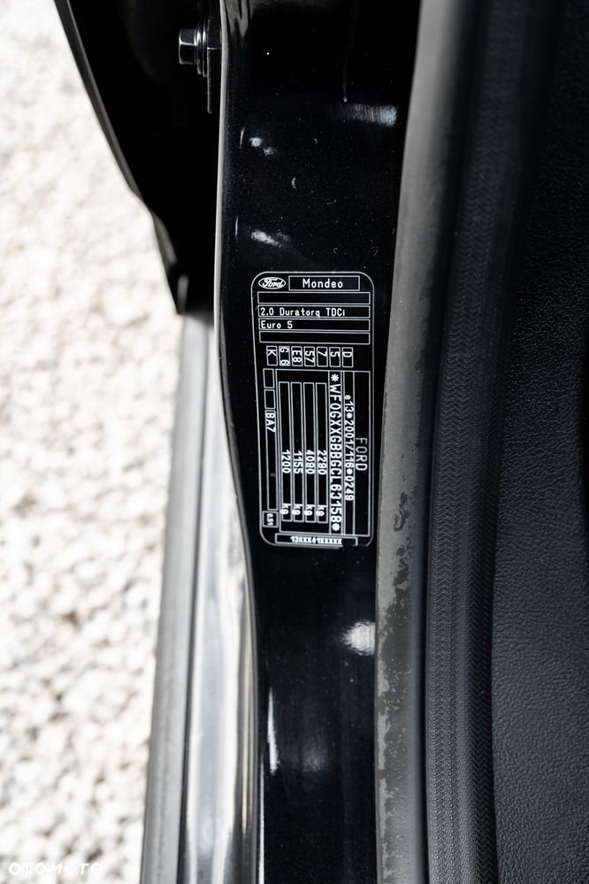 Ford Mondeo 2.0 TDCi Titanium S - 24