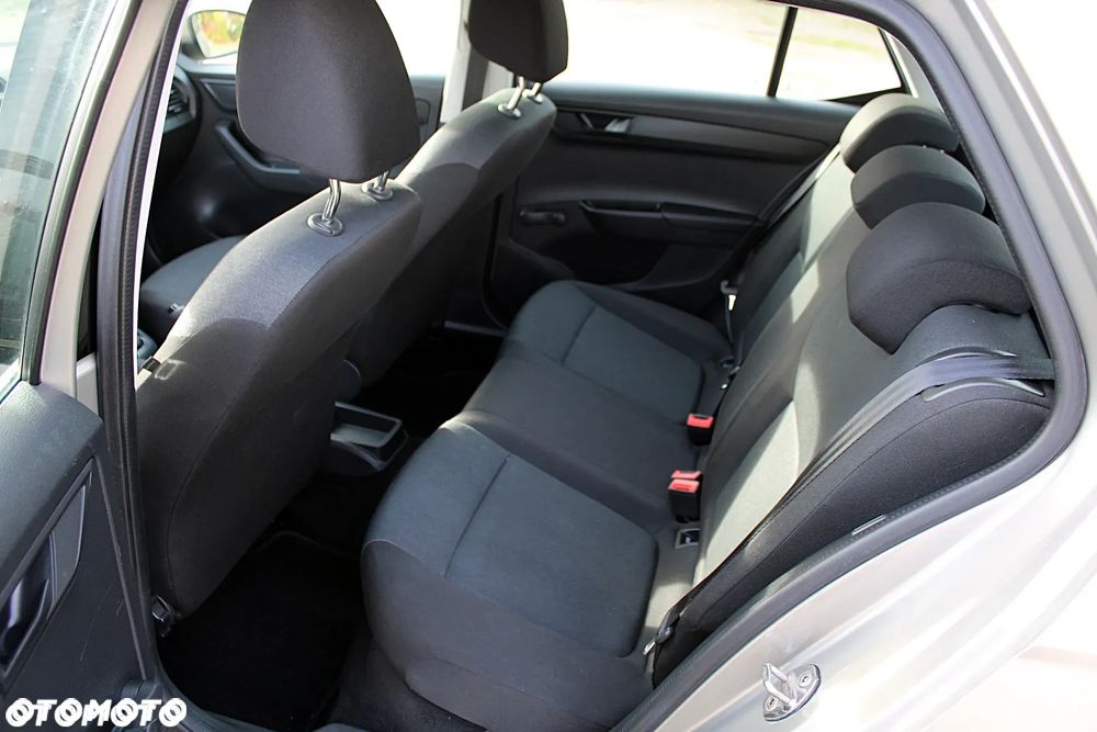 Skoda Fabia - 13