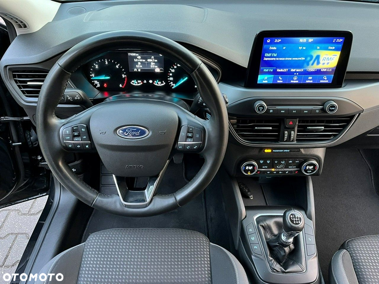 Ford Focus - 17
