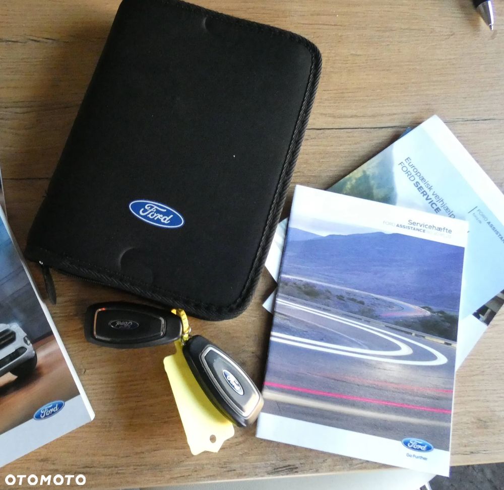 Ford Kuga 1.5 EcoBoost FWD Titanium ASS GPF - 36