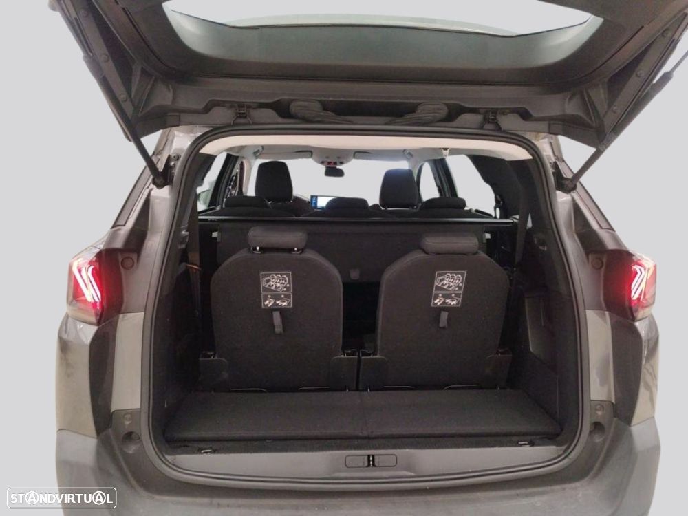 Peugeot 5008 - 8