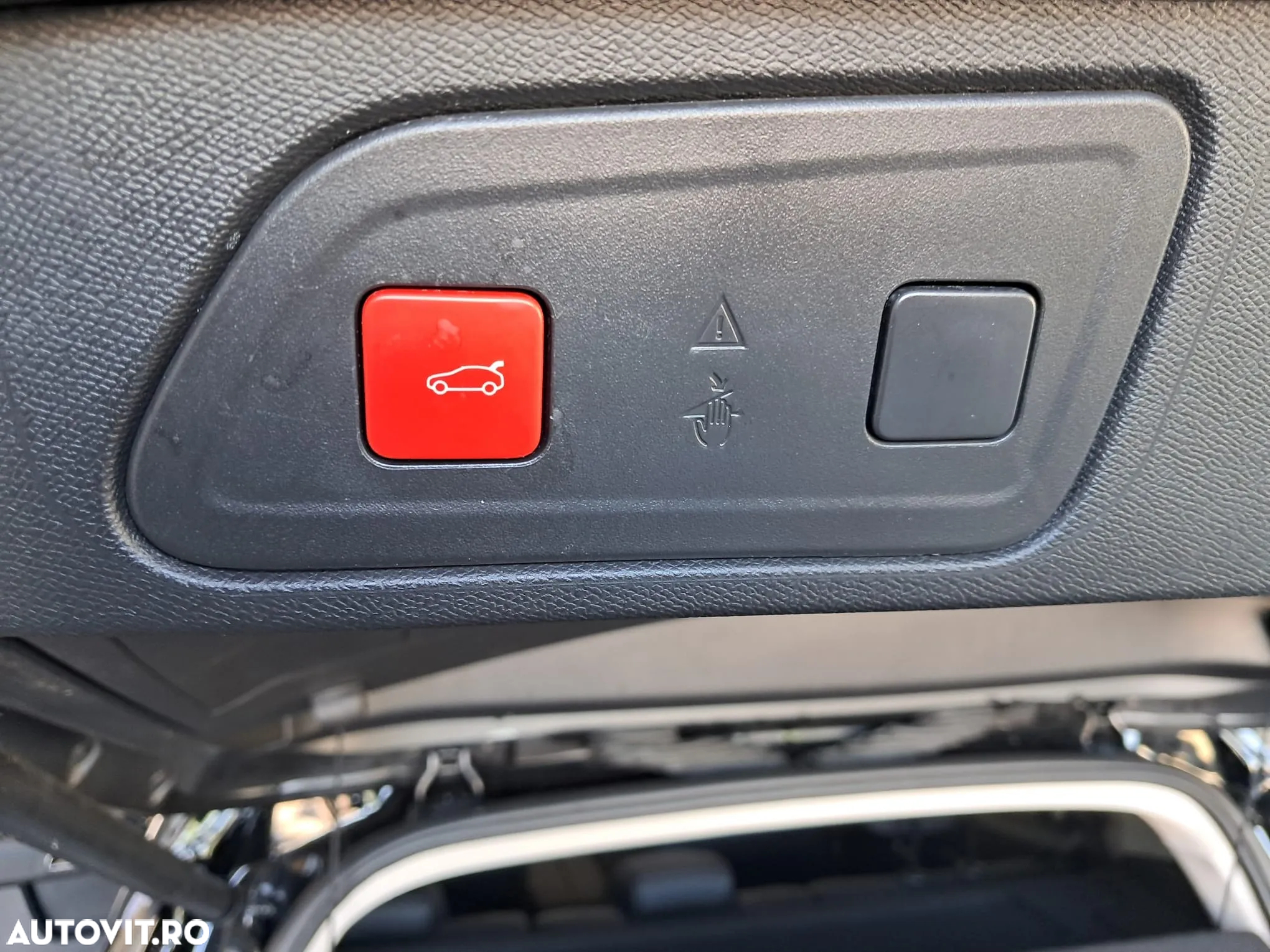 Citroën C5 Aircross 1.6 PHeV FWD 225 EAT8 Shine - 13