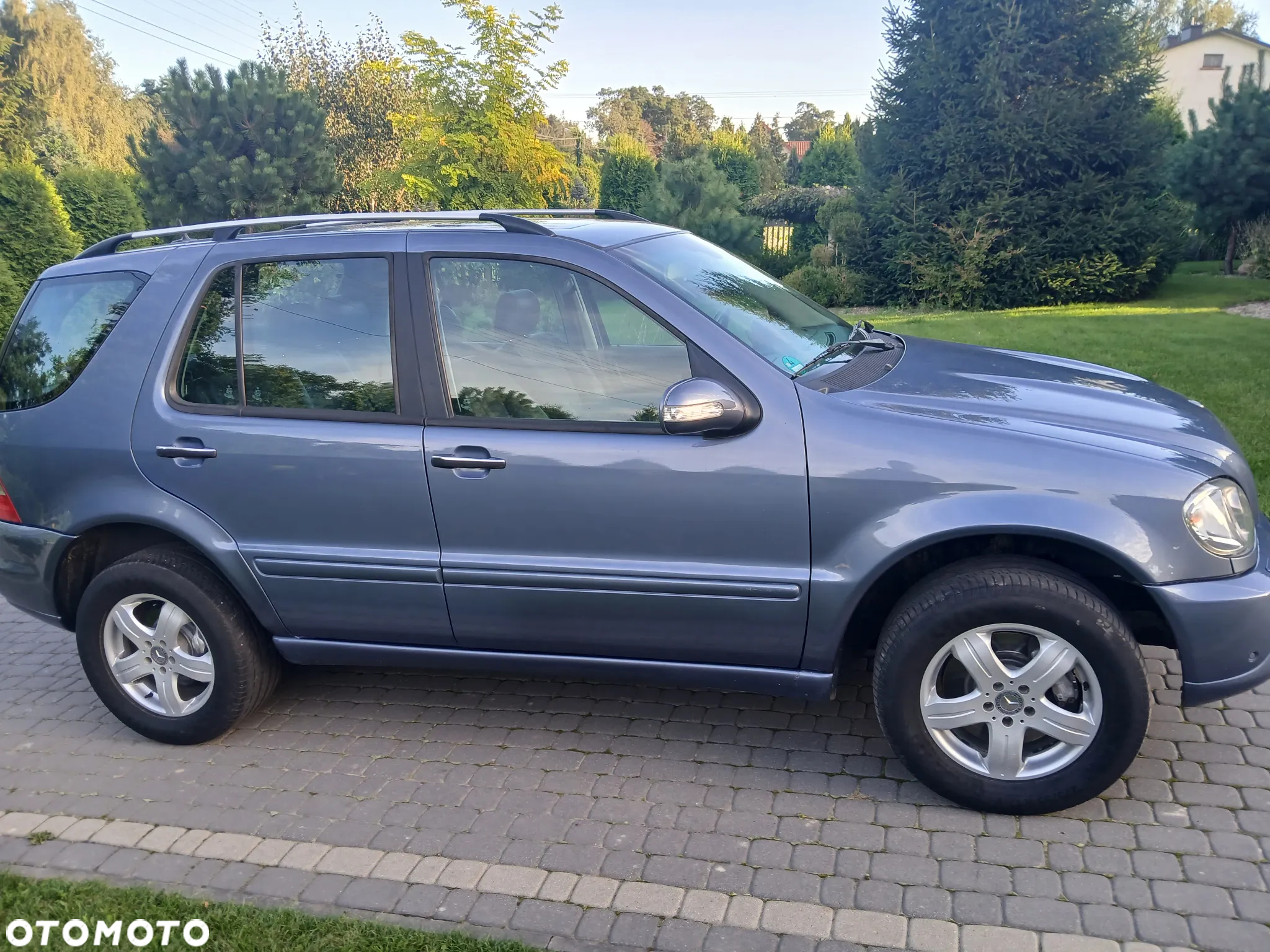 Mercedes-Benz ML - 4
