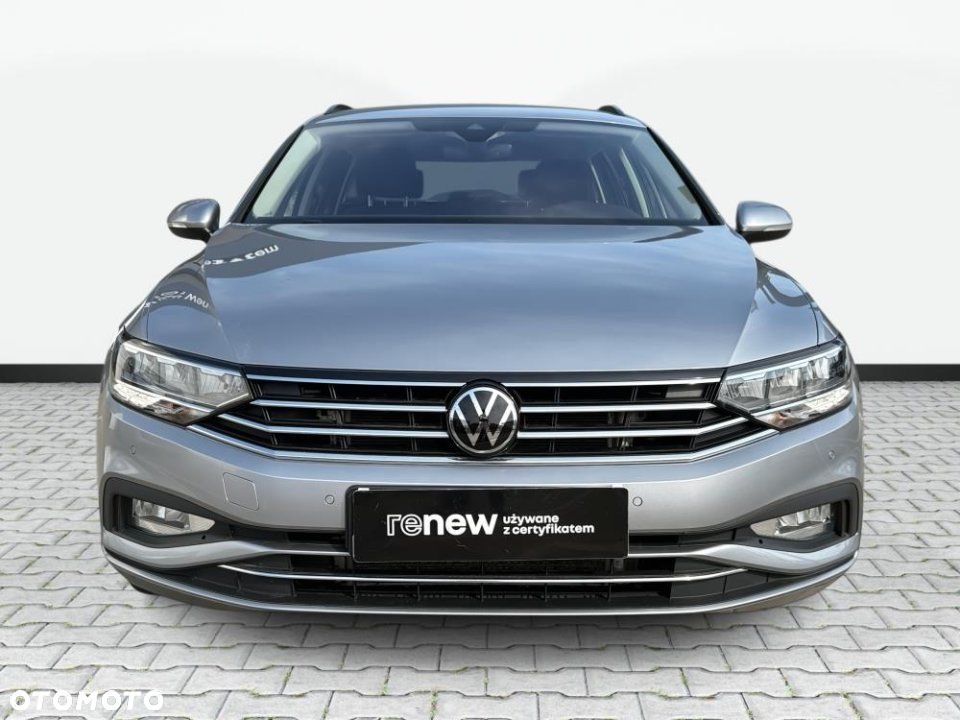 Volkswagen Passat - 2