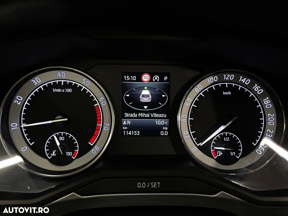 Skoda Superb 1.5 TSI ACT DSG Ambition - 28