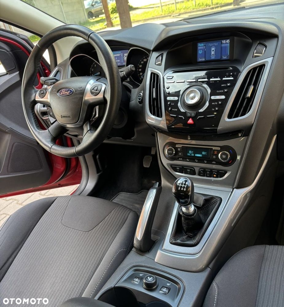 Ford Focus 1.6 EcoBoost Start-Stopp-System Titanium - 27