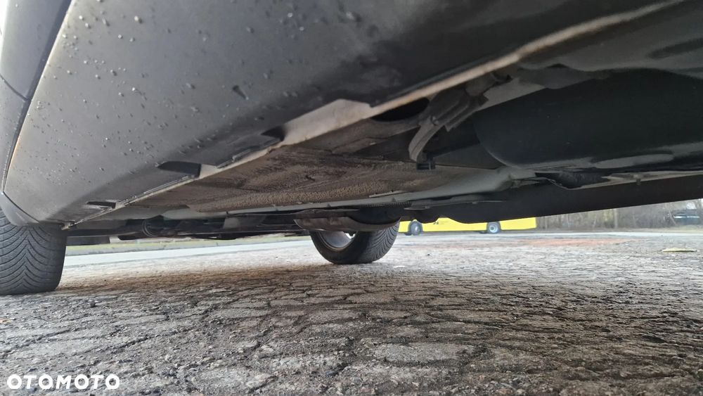 Ford Kuga 2.0 TDCi Trend - 8