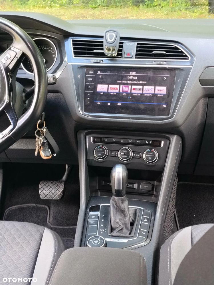 Volkswagen Tiguan - 14