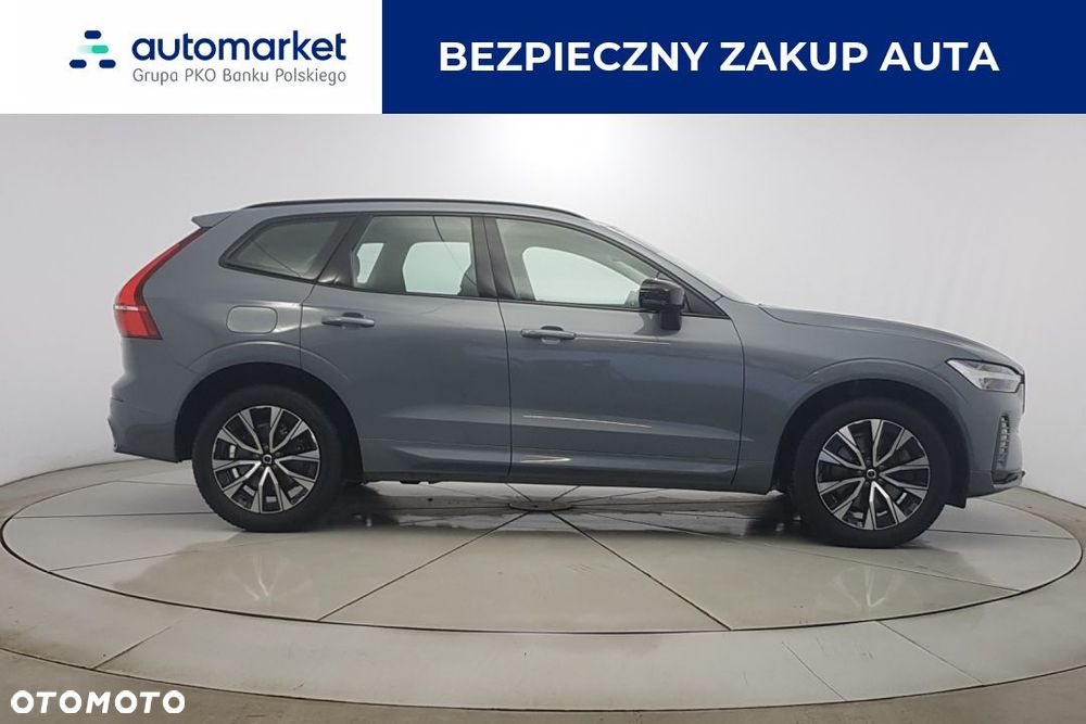 Volvo XC 60 B4 D AWD Plus Dark - 8