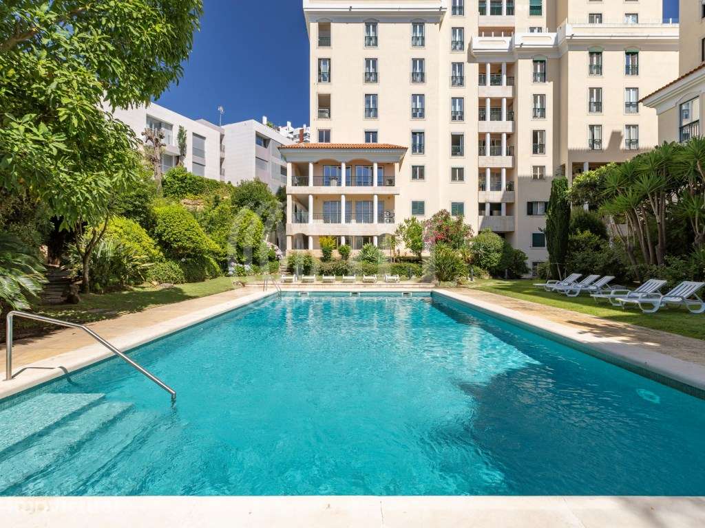 Apartamento T4 vista mar no Monte Estoril, Cascais - Grande imagem: 3/31