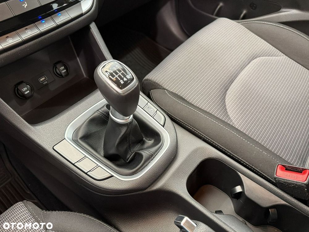 Hyundai i30 - 19