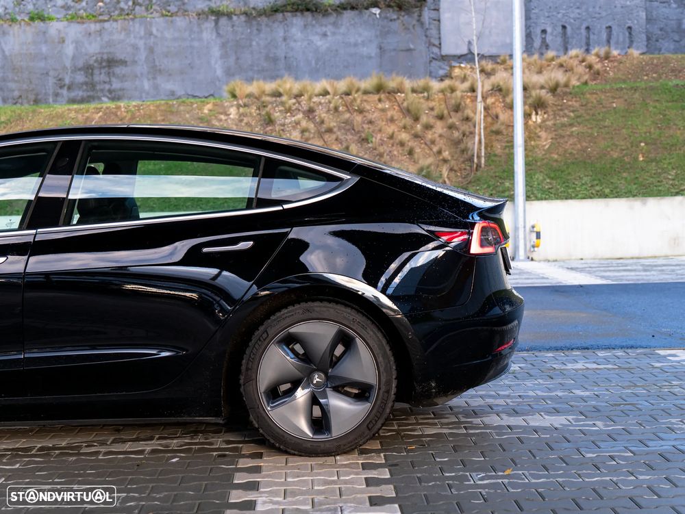 Tesla Model 3 Standard Range Plus RWD - 11