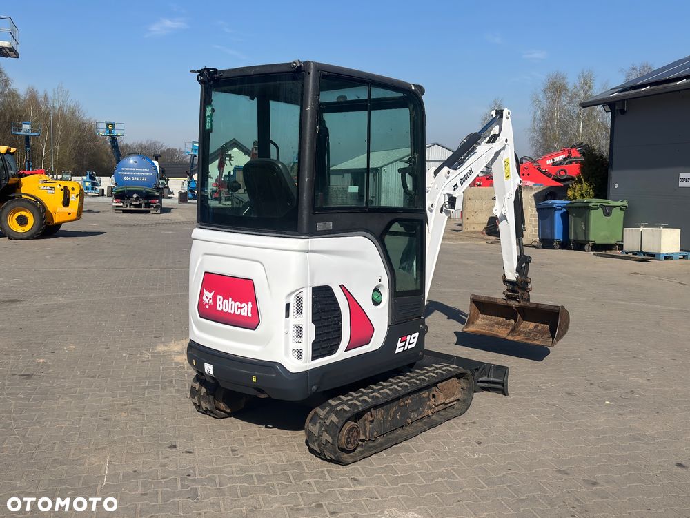 Bobcat E19 - 7