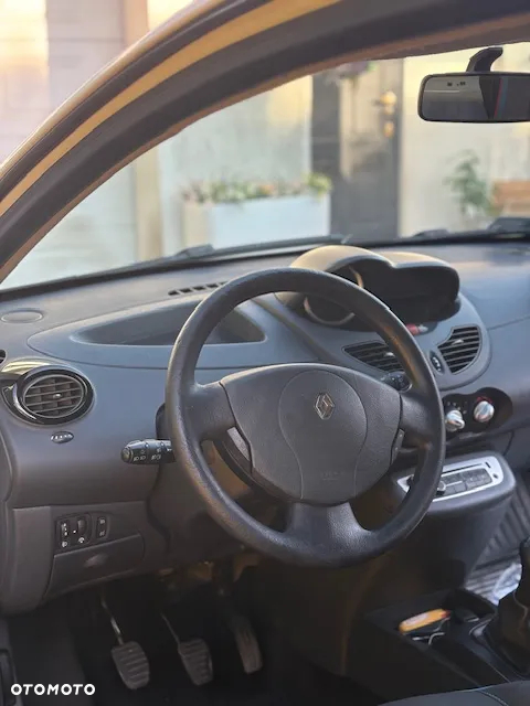 Renault Twingo - 12