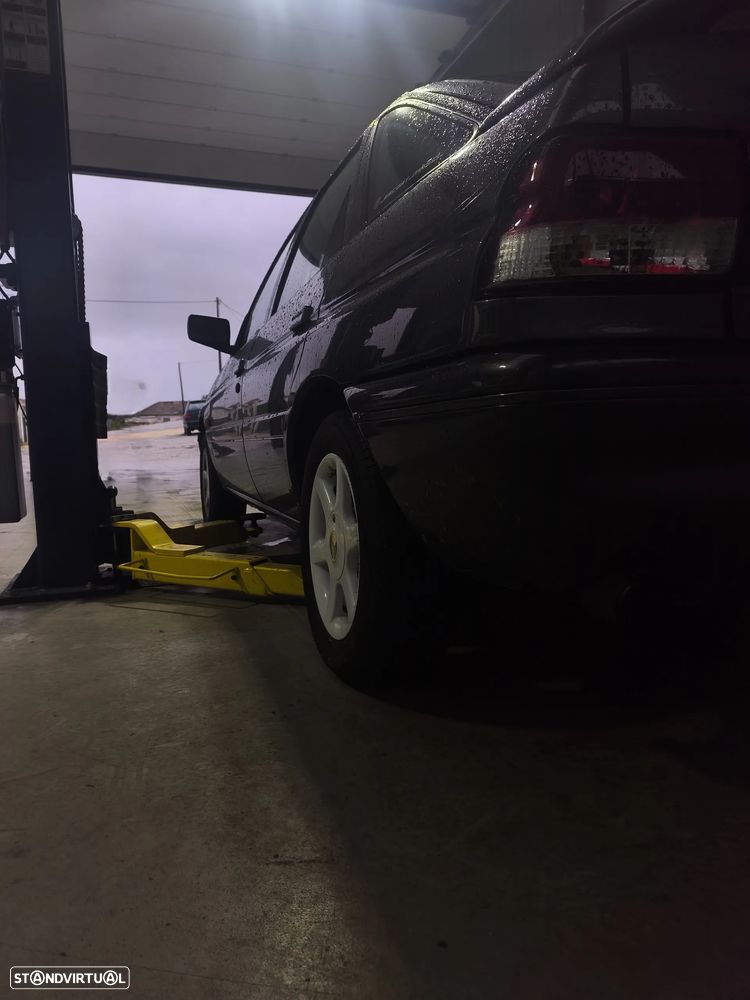Ford Escort 1.4 CLX - 4