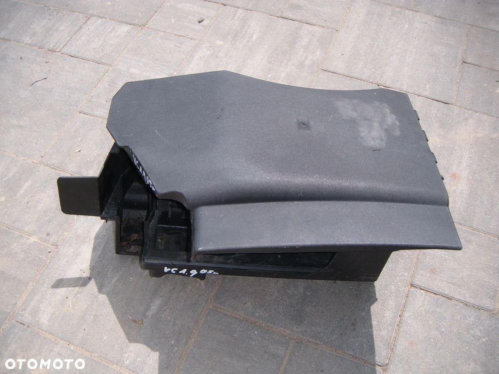 opel vectra c 1.9 cdti obudowa akumulatora kompletna - 1