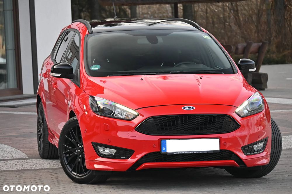 Ford Focus 1.5 EcoBoost STart-Stopp-System ST-LINE X - 6