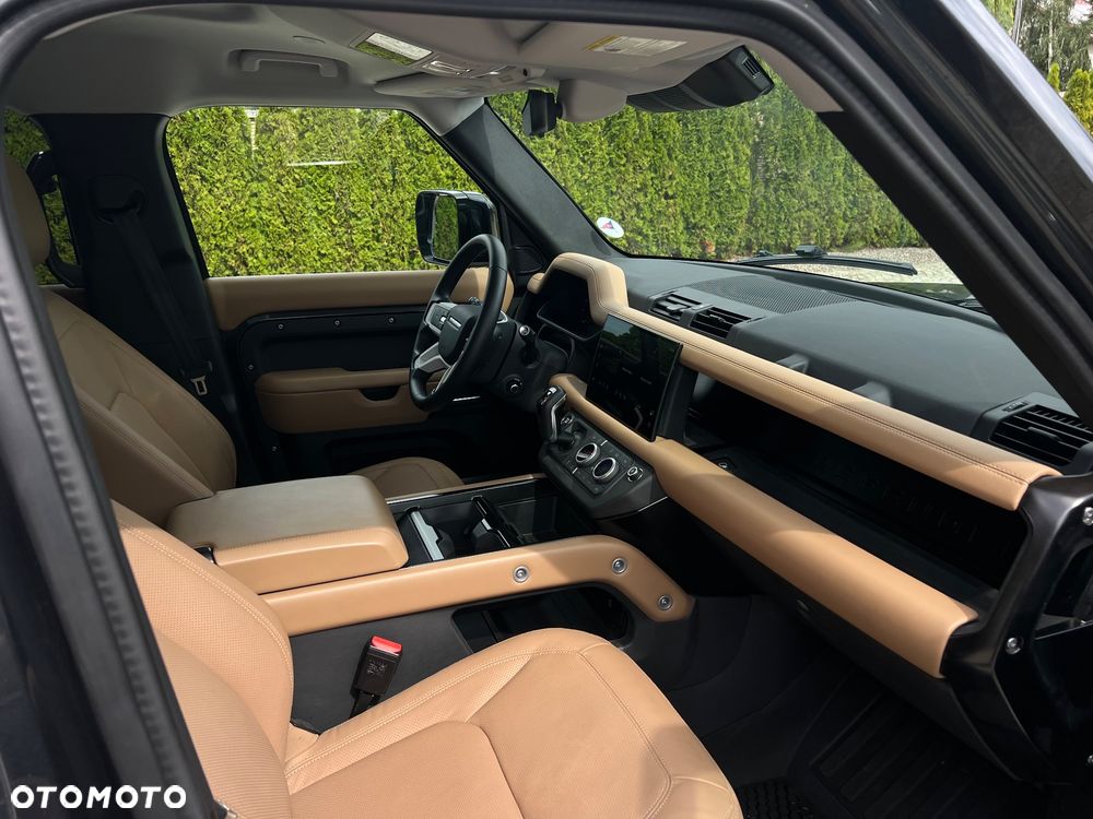 Land Rover Defender 3.0 P400 mHEV S - 19