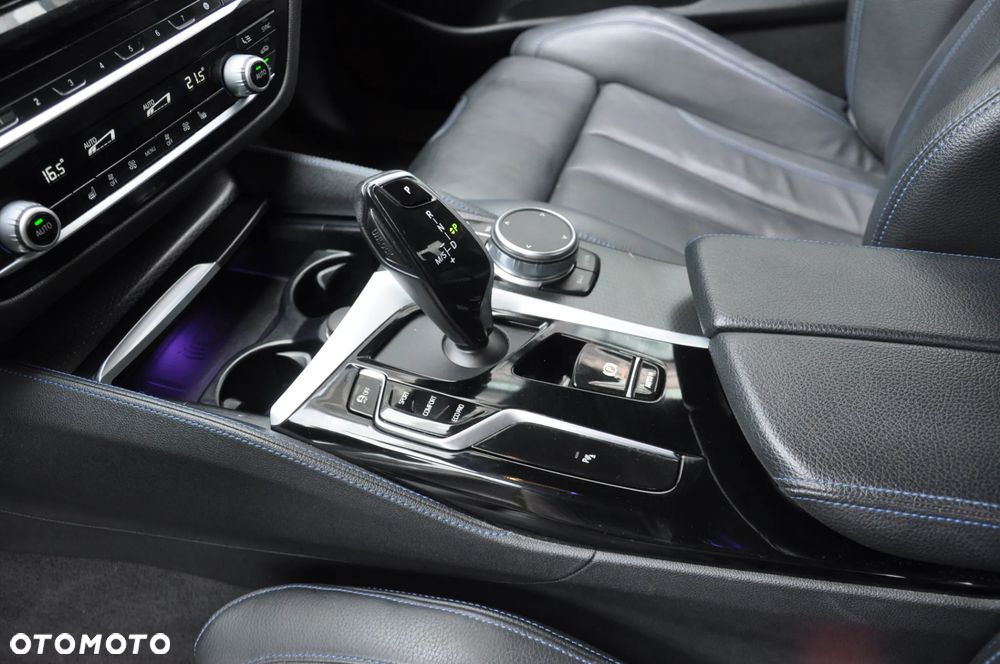 BMW Seria 5 - 17