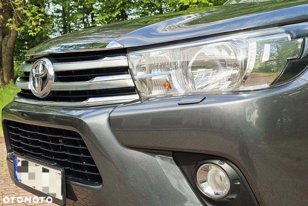 Toyota Hilux 4x4 Double Cab S&S Comfort - 20