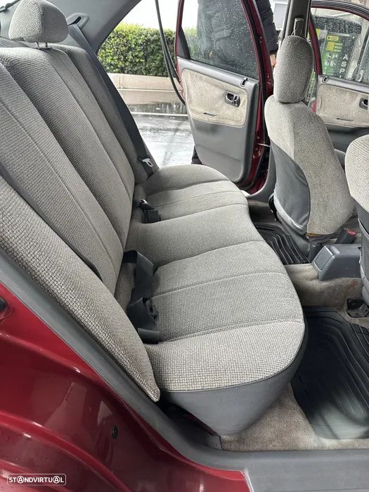 Honda Civic 1.6 ESi - 11