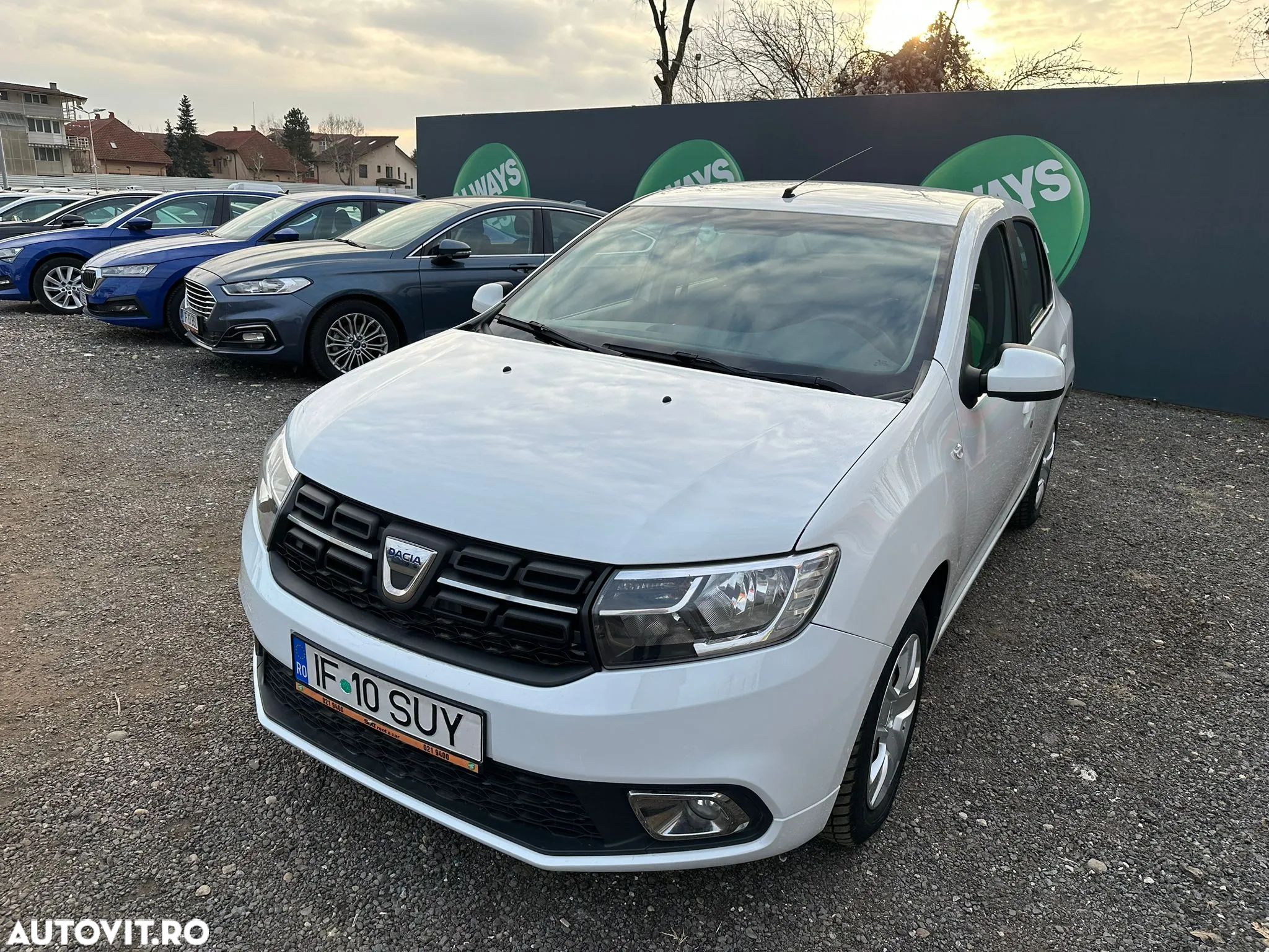 Dacia Logan - 1
