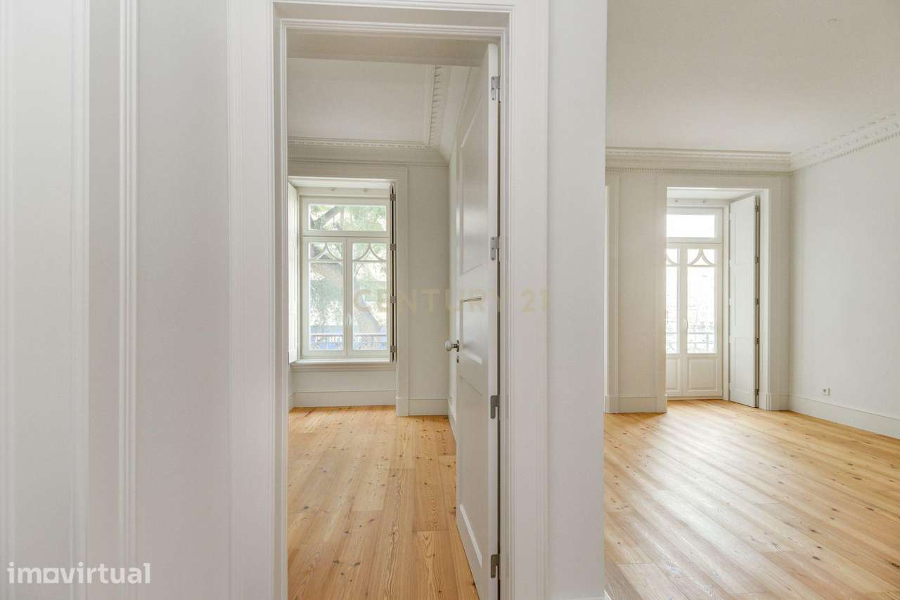 Apartamento T1 novo - Avenidas Novas. - Grande imagem: 4/25