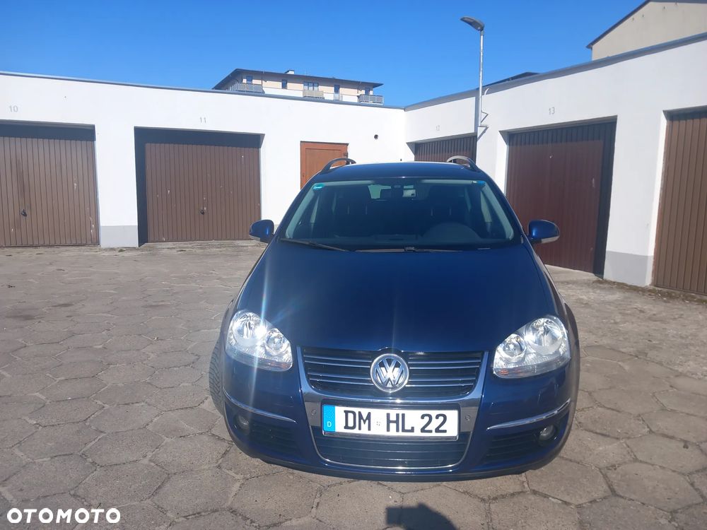 Volkswagen Golf 1.4 TSI DSG MATCH - 4