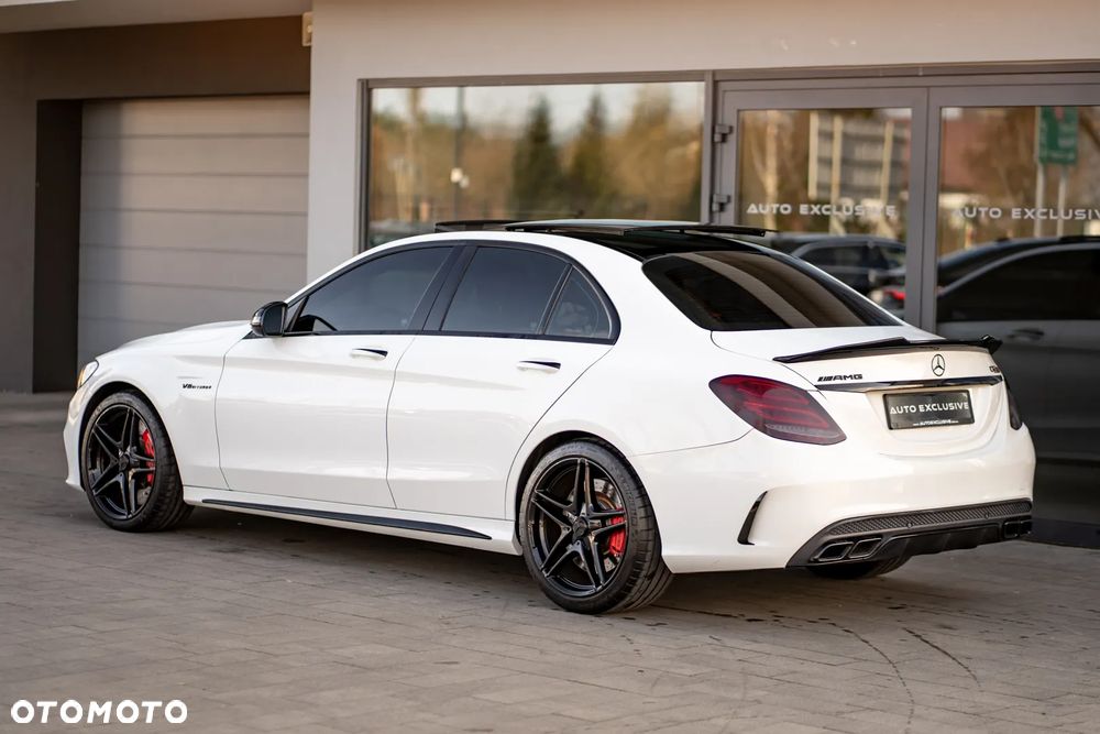 Mercedes-Benz Klasa C AMG 63 S AMG Speedshift 7G-MCT - 21