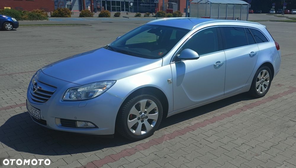 Opel Insignia - 1