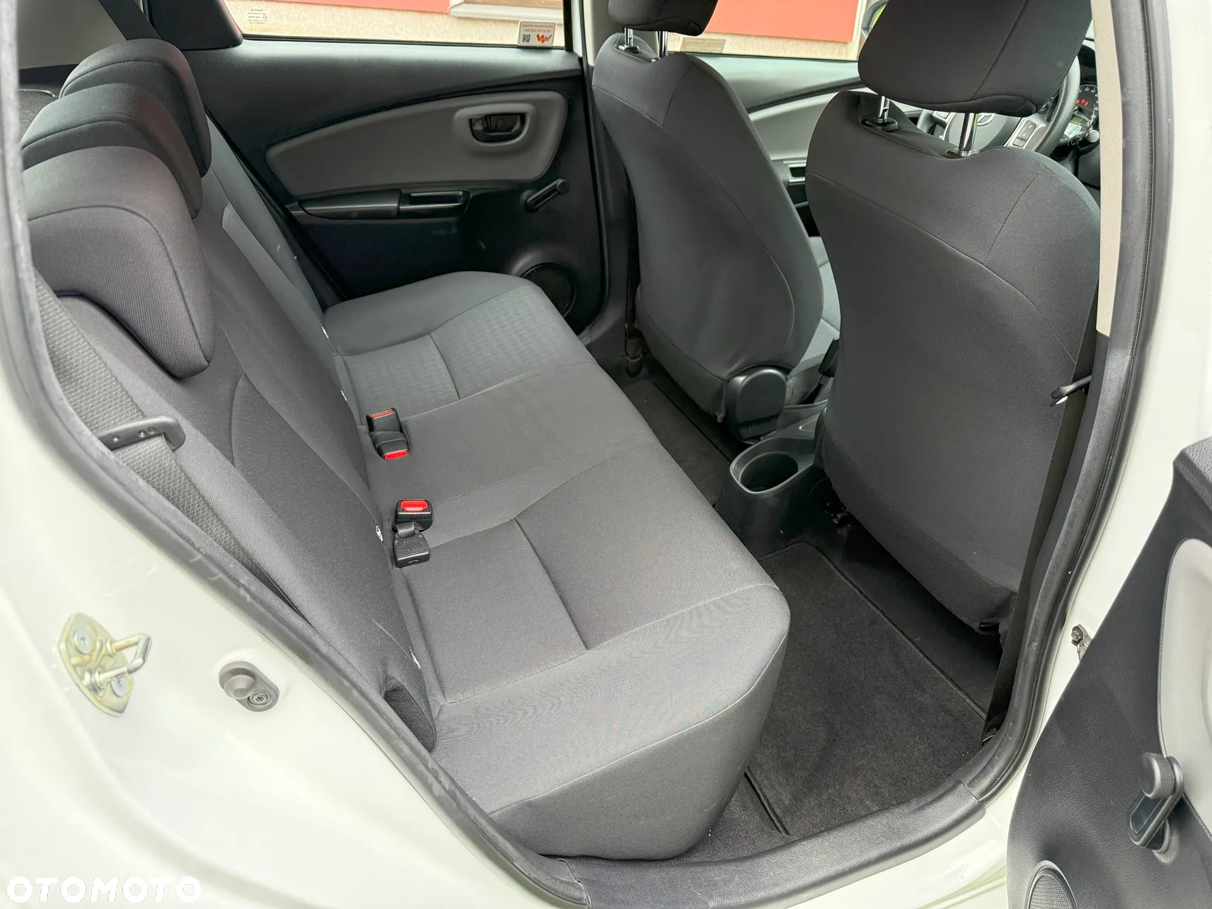 Toyota Yaris - 15
