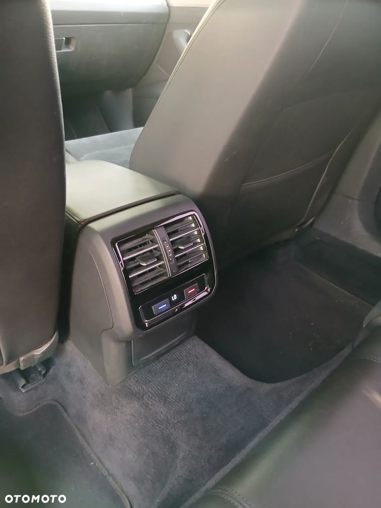 Volkswagen Passat 1.4 TSI BMT ACT Trendline - 22
