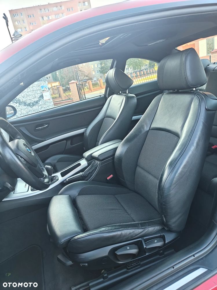 BMW Seria 3 320i - 23