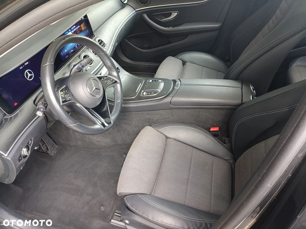 Mercedes-Benz Klasa E - 10
