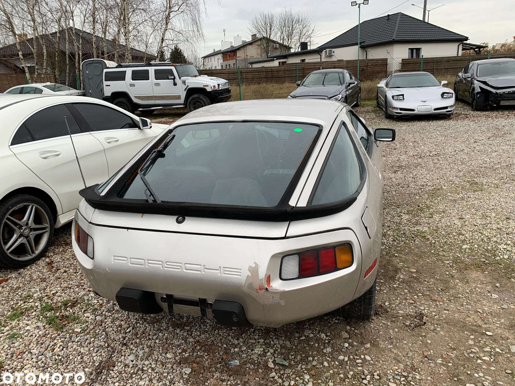 Porsche 928 - 4
