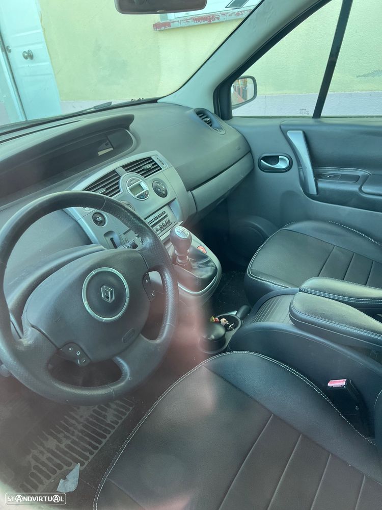 Renault Scénic 1.5 dCi Dynamique - 3