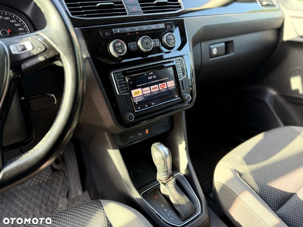 Volkswagen Caddy Maxi DSG - 15