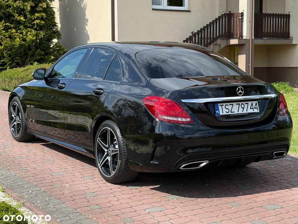 Mercedes-Benz Klasa C 180 9G-TRONIC AMG Line - 21