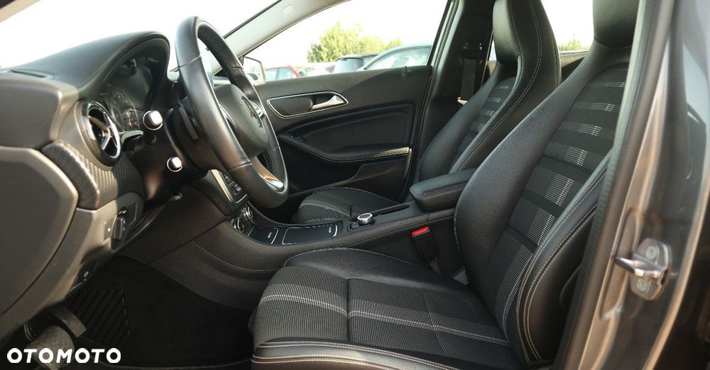 Mercedes-Benz GLA 200 (CDI) d 7G-DCT - 18