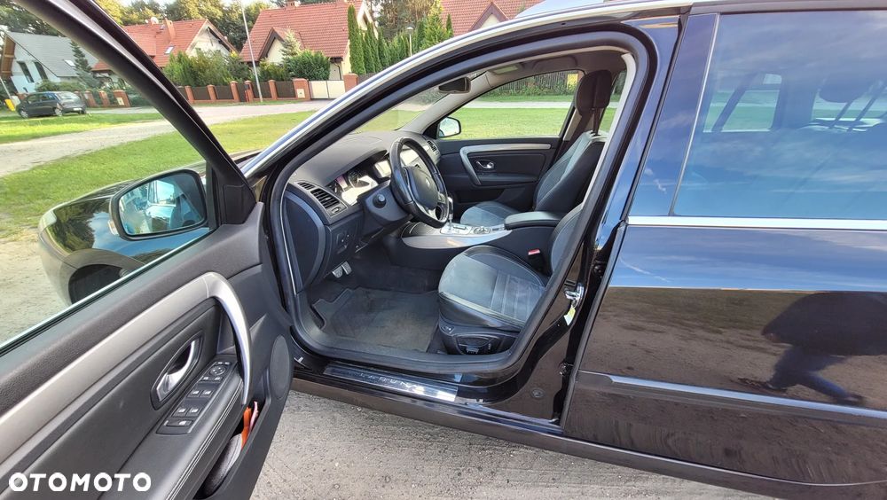 Renault Laguna dCi 175 FAP GT - 11