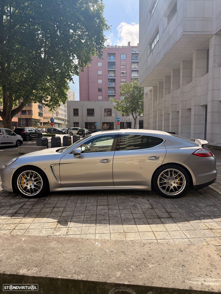 Porsche Panamera Turbo S PDK - 7