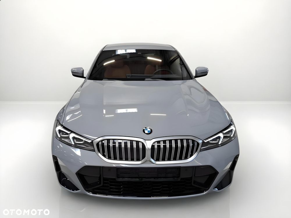 BMW Seria 3 320i M Sport sport - 2